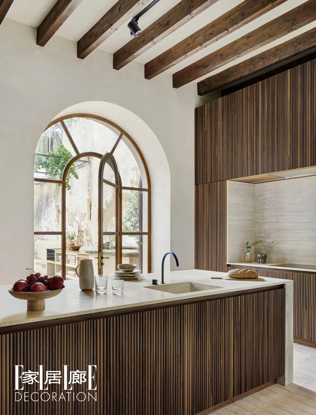 教室外墻布置文化創(chuàng)意_創(chuàng)意美術(shù)漆 外墻工業(yè)_外墻創(chuàng)意畫