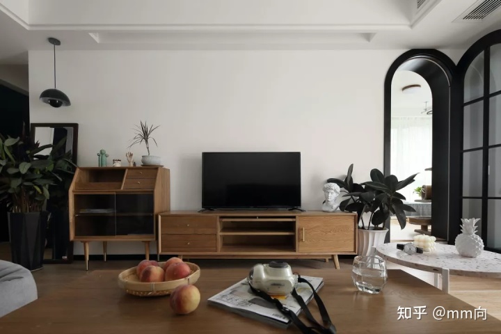 家裝設(shè)計(jì)師形象照片_家裝形象墻_電視形象墻效果圖家裝